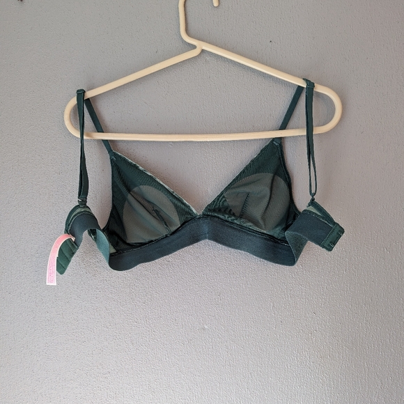Pink Vs Velvet Triangle Bralette in Green Xs - Picture 8 of 9